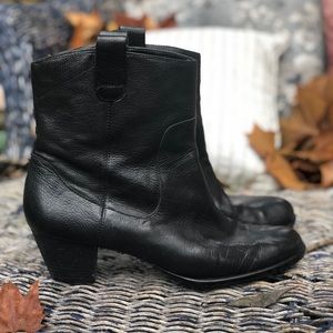 Liz Claiborne Ankle Boot